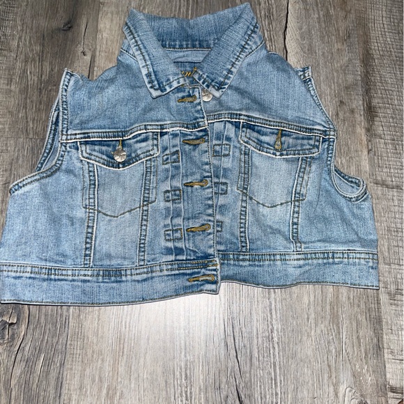 Younique Jackets & Blazers - Younique Light Blue Denim Sleeveless jacket vest